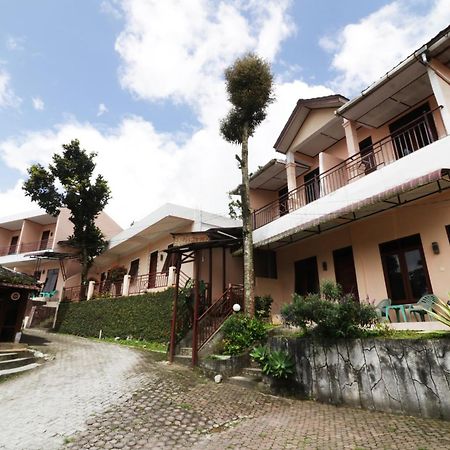 Villa Keluarga Bre Batunanggar 베라스타기 외부 사진